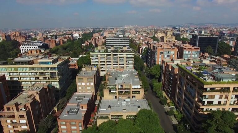Explorando las Vistas Aéreas de Bogotá