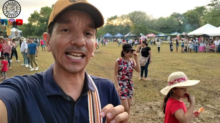 Artesan&iacute;as colombianas en festivales: Tradici&oacute;n y colorido