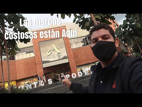 Marcas de lujo en centros comerciales: Exclusividad y estilo