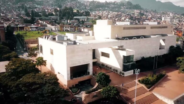 Visitas guiadas por Bogot&aacute;: Descubre la ciudad de manera &uacute;nica