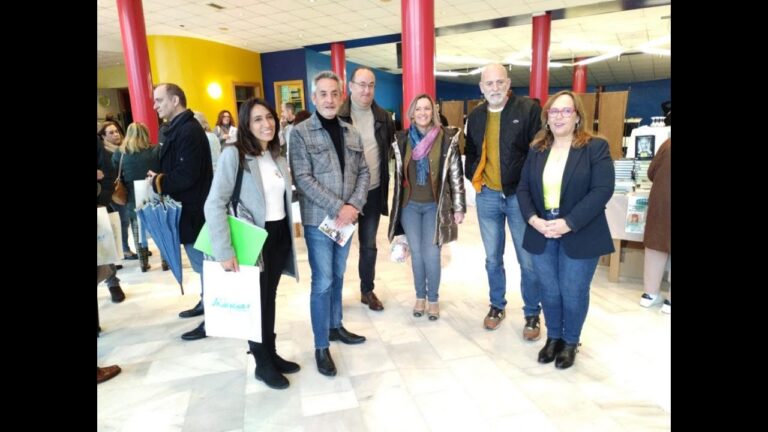 Clubes de lectura en la ciudad: Fomentando la pasi&oacute;n por los libros