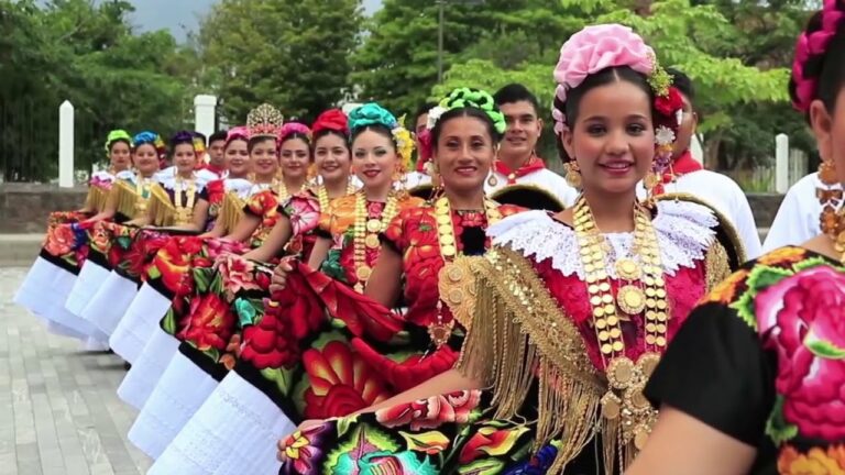 Explorando la Herencia Cultural en la Danza Folcl&oacute;rica