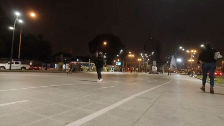 El Ambiente Nocturno en la Ciudad: Una Mirada Concisa