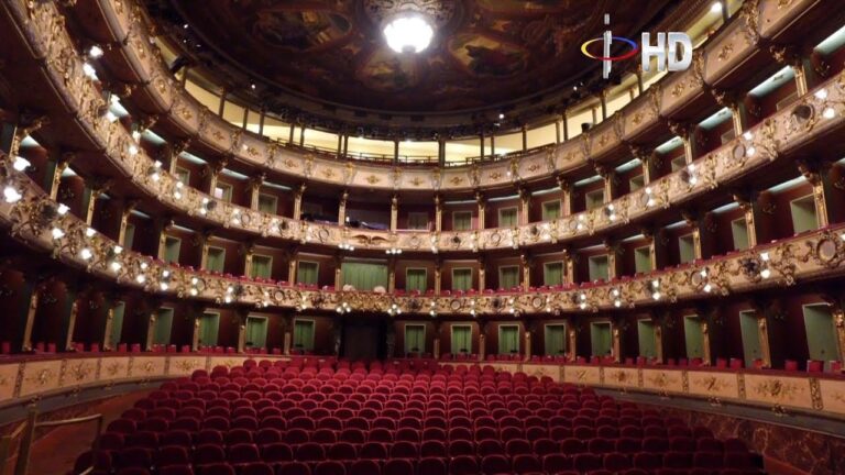 La Historia del Teatro Col&oacute;n en Bogot&aacute;