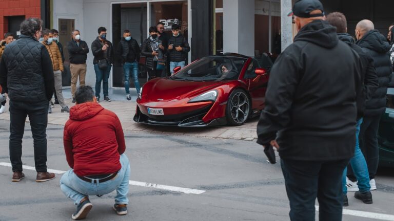 Encuentros de Coches Deportivos: Pasi&oacute;n sobre Ruedas