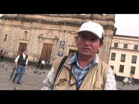 Capturando Momentos: Fotograf&iacute;a en la Plaza de Bol&iacute;var